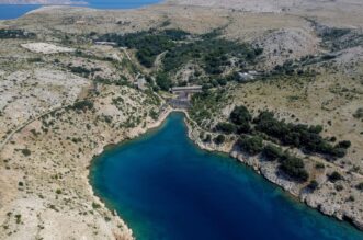 Pogled iz zraka na “Hrvatski Alcatraz”