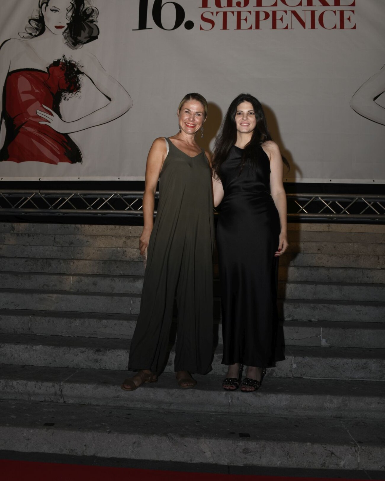 IVONA BRNELIC IVONA BRNELIC