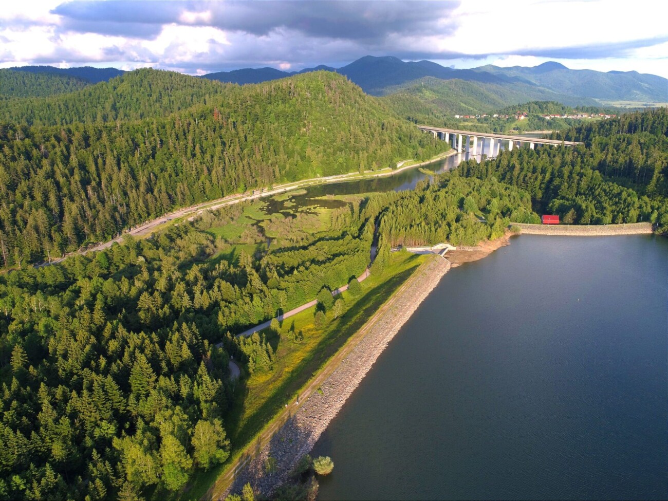 Jezero Lepenica Jezero Lepenica