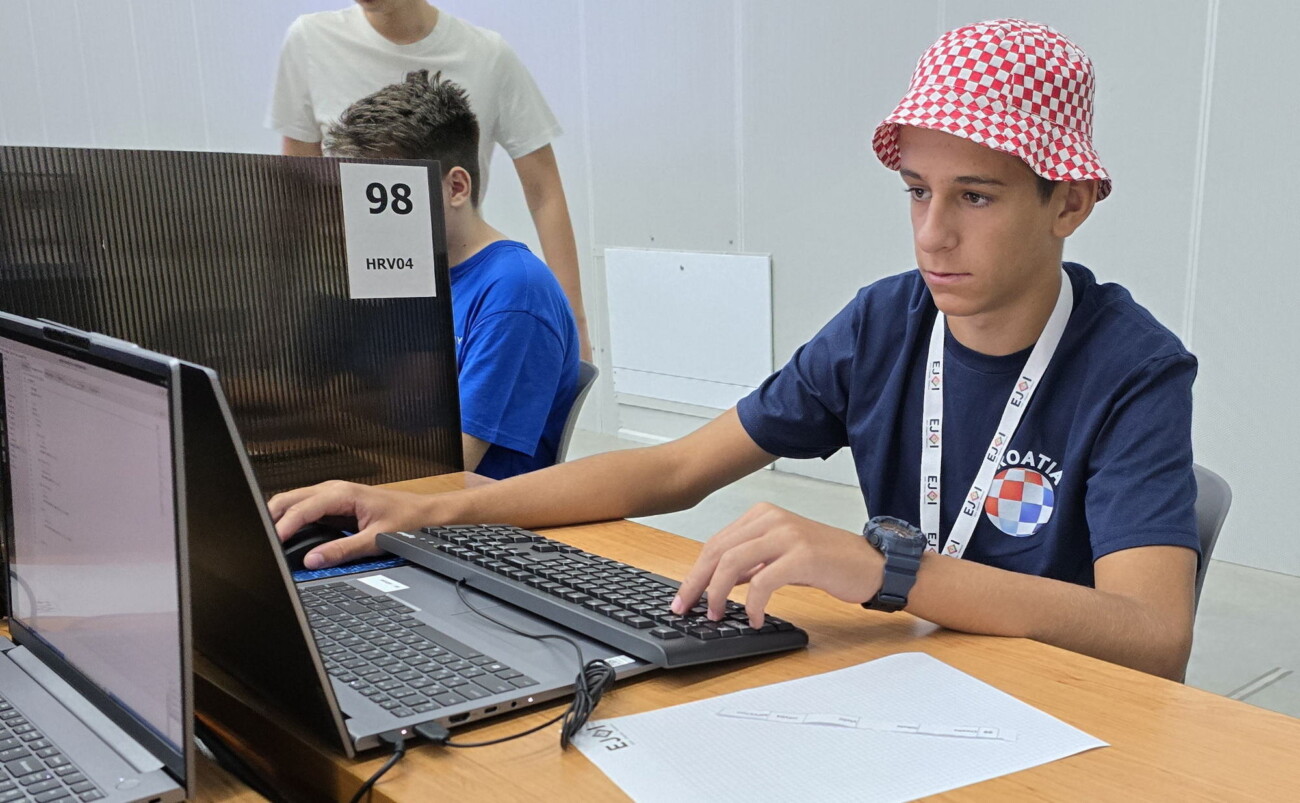 Nikola Vlašić Nikola Vlašić