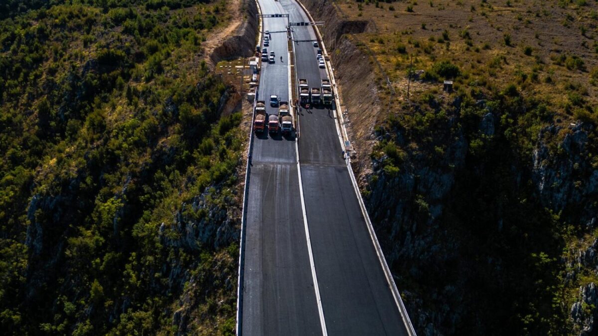 Čapljina: Kamioni testirali most “Hercegovina” na dionici Počitelj – Zvirovići