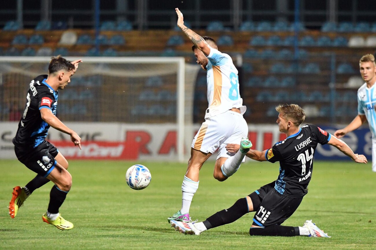 Varaždin: Varaždin i Rijeka sastali se u 2. kolu SuperSport HNL-a Varaždin: Varaždin i Rijeka sastali se u 2. kolu SuperSport HNL-a