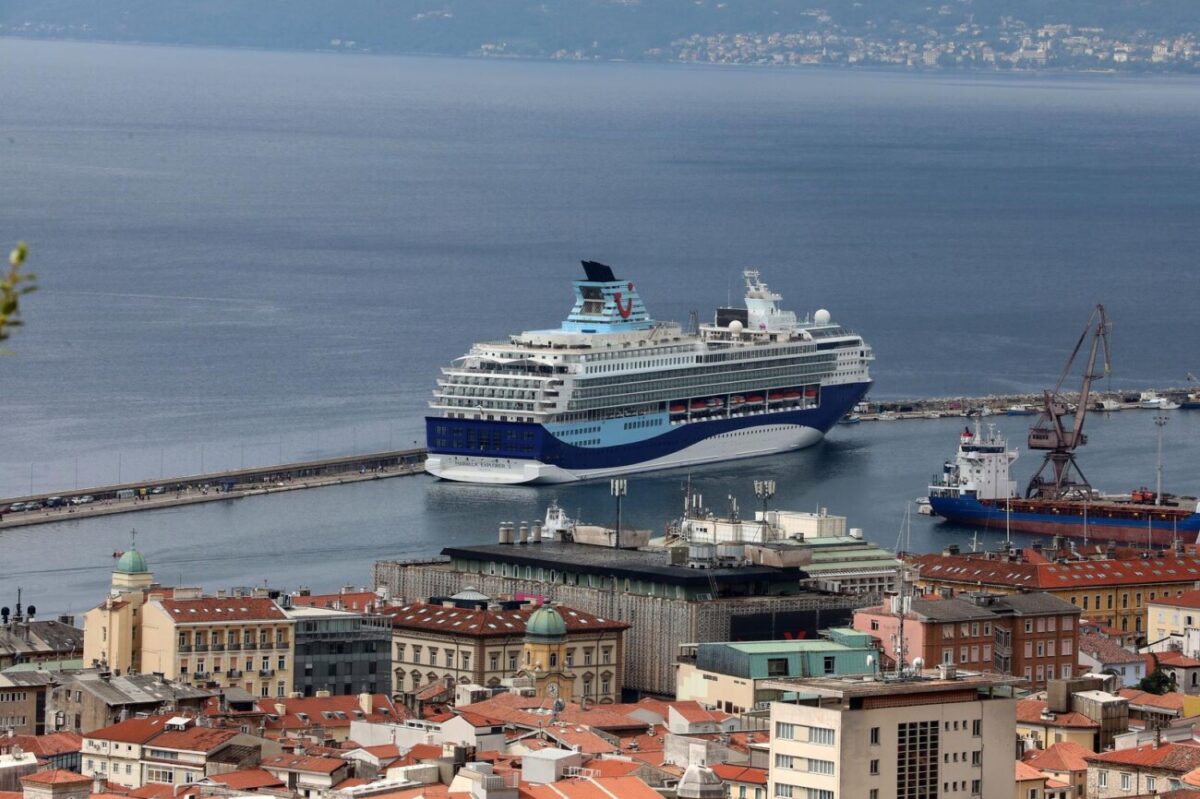 Rijeka: Kruzer Marella Explorer 2 u riječkoj luci