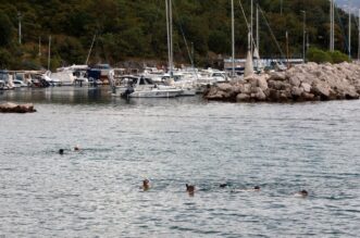 Rijeka: Rijetki kupa?i na plai Nova voda