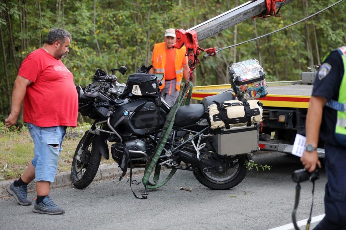 Klana: Dvije osobe poginule u slijetanju motocikla s ceste nedaleko od Rijeke