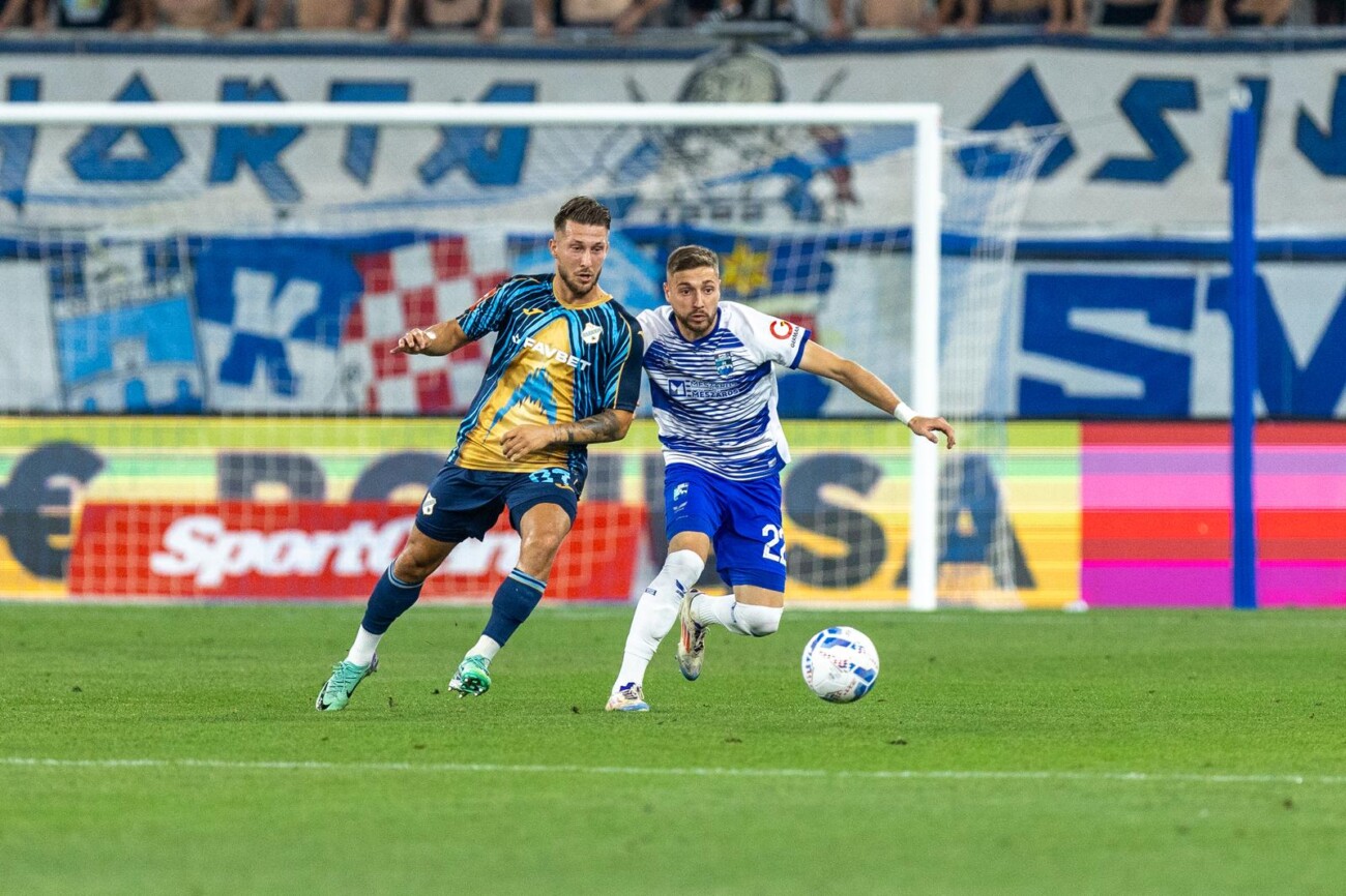 Osijek i Rijeka sastali se u 4. kolu SuperSport HNL-a Osijek i Rijeka sastali se u 4. kolu SuperSport HNL-a