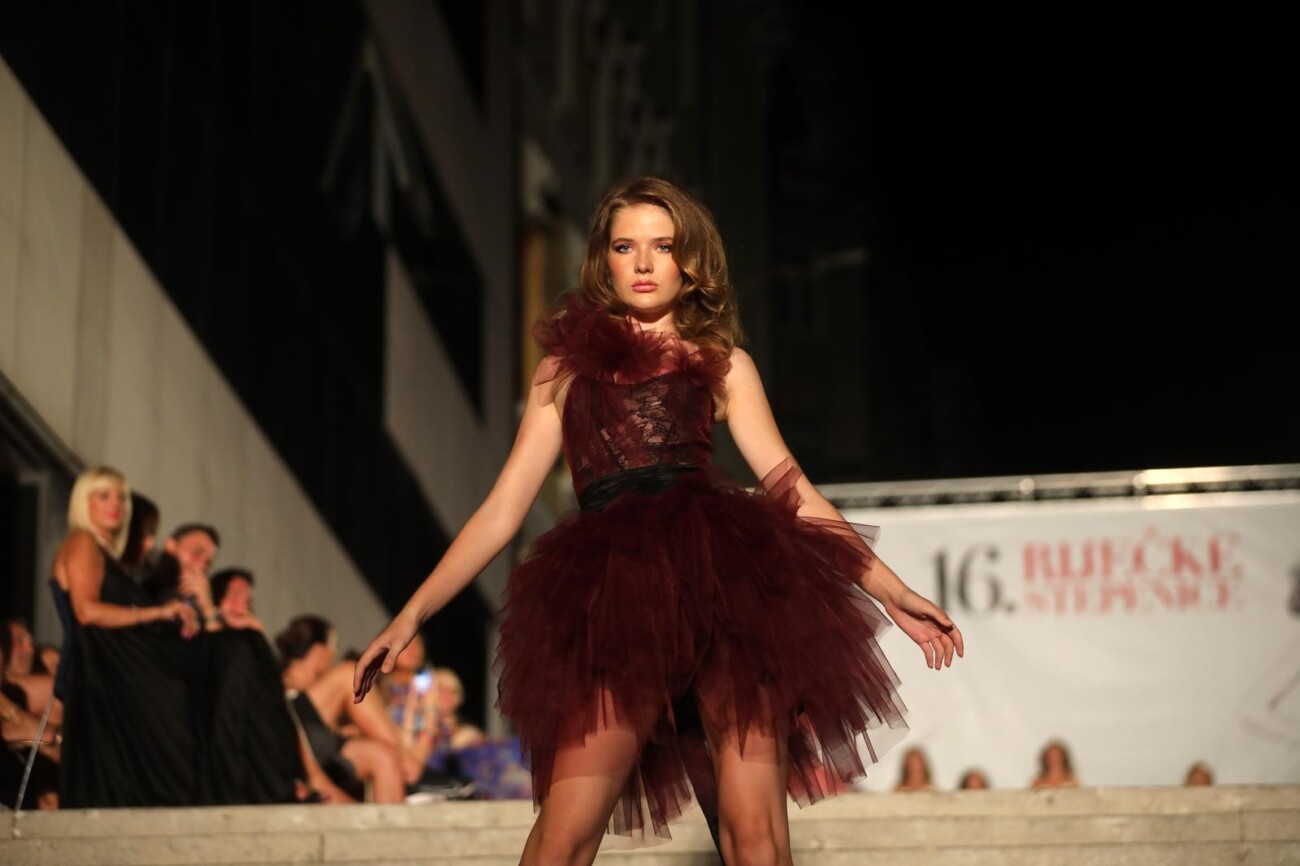 Rijeka: Modna revija 16. Riječke stepenice Rijeka: Modna revija 16. Riječke stepenice