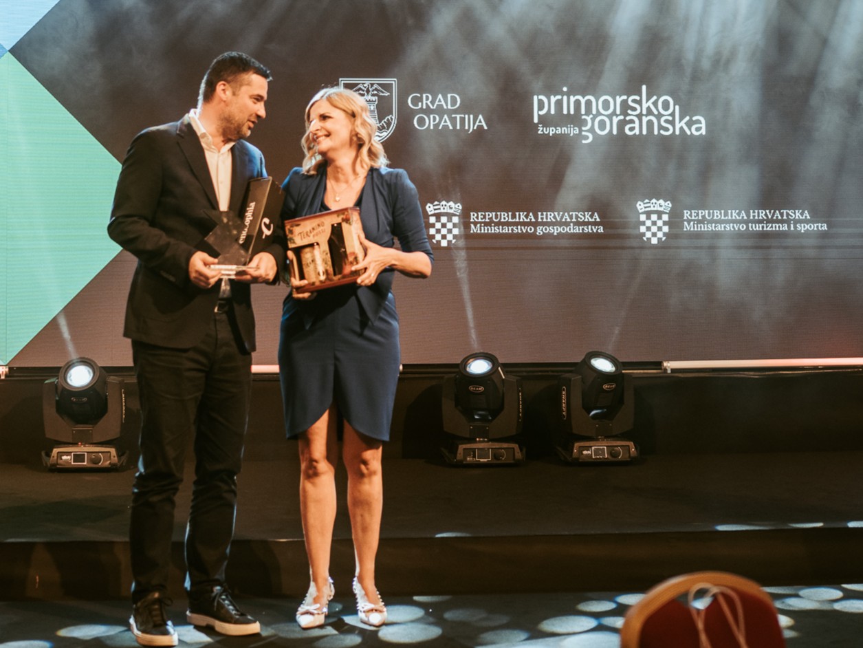 26 Dodjela nagrade poduzetniku godine PGZ u kategoriji izvoz – JGL d.d.