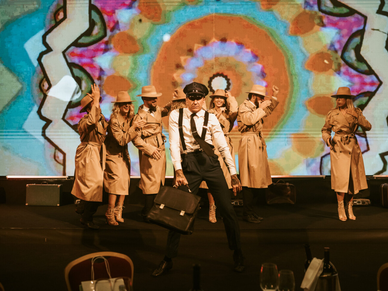 35 MINT Cabaret show – Autobus Calipso