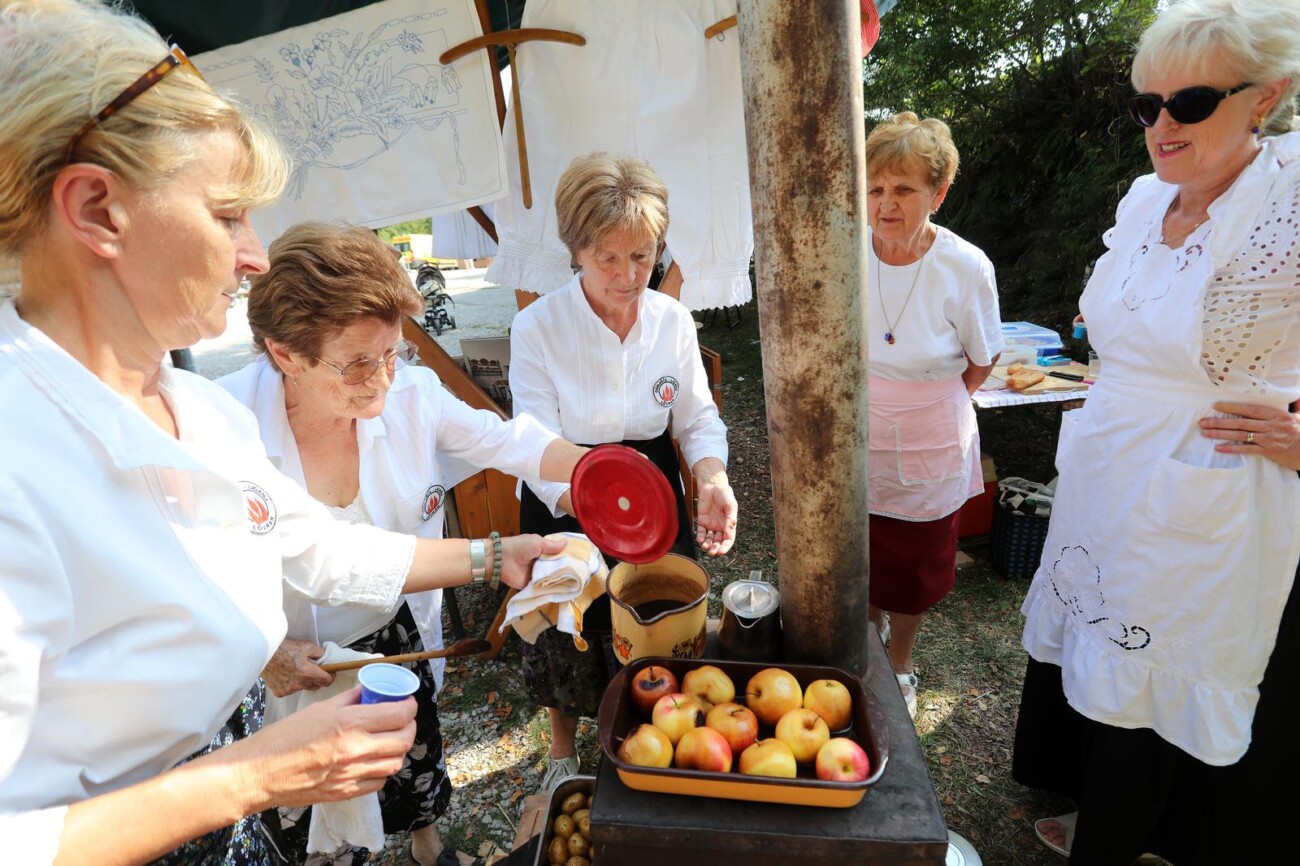 Učka: 16. Učkarski samanj u Parku prirode Učka Učka: 16. Učkarski samanj u Parku prirode Učka