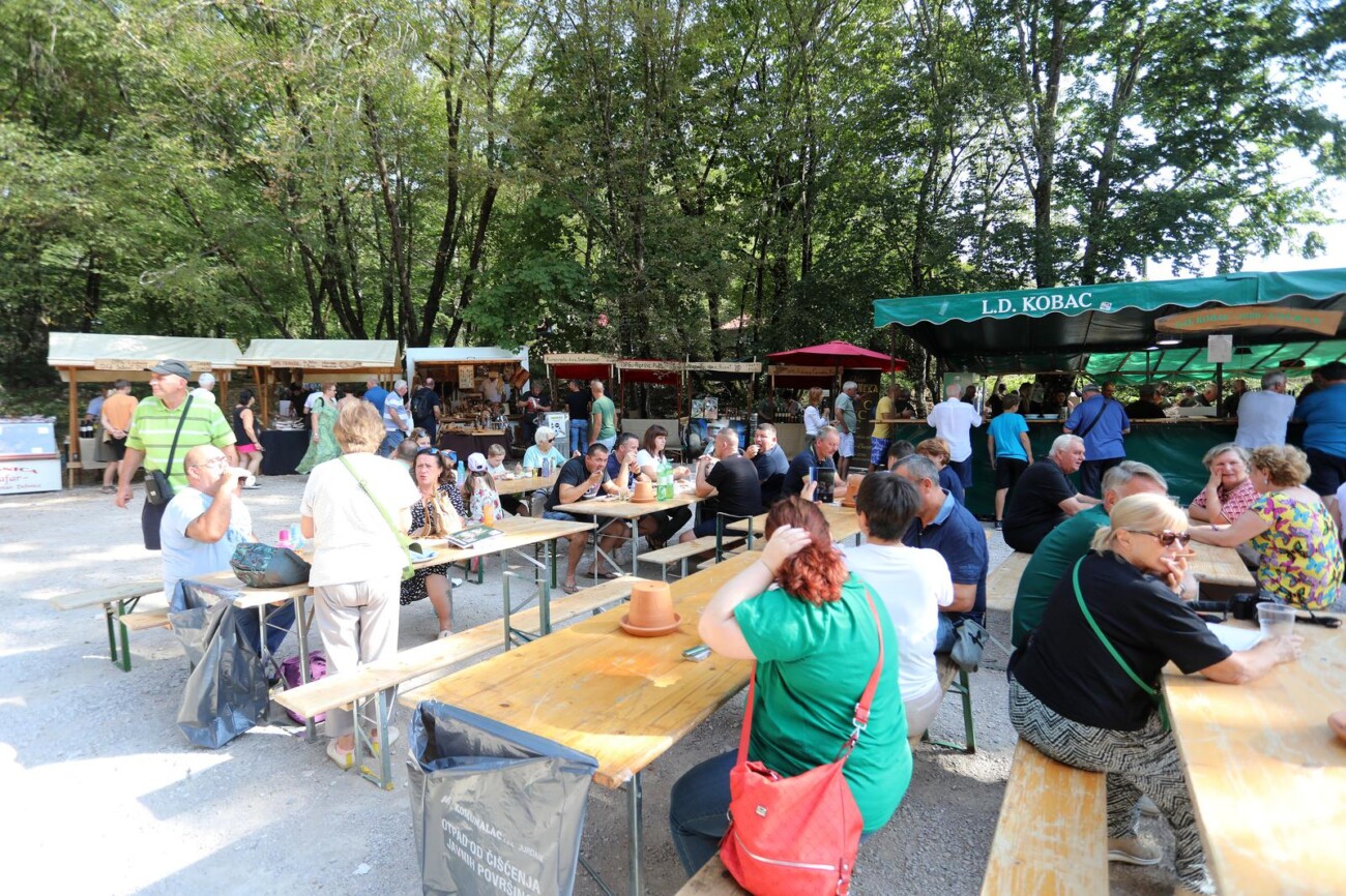 Učka: 16. Učkarski samanj u Parku prirode Učka Učka: 16. Učkarski samanj u Parku prirode Učka