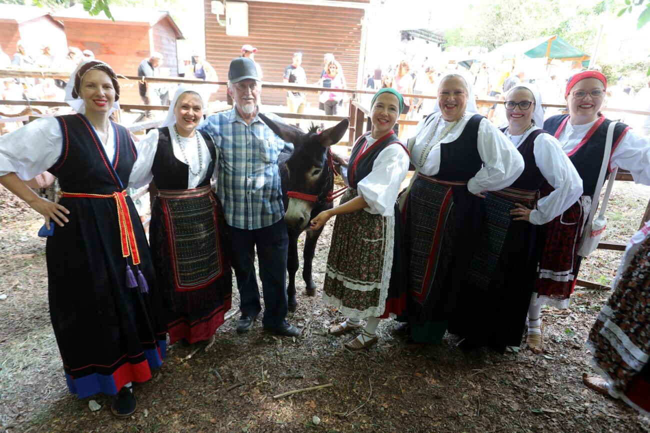 Učka: 16. Učkarski samanj u Parku prirode Učka Učka: 16. Učkarski samanj u Parku prirode Učka