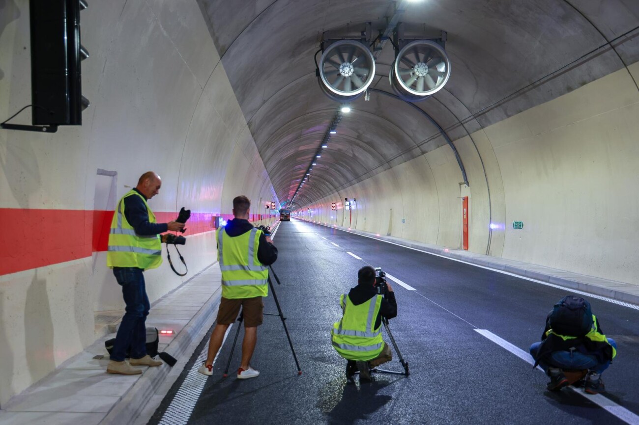 Obilazak dovršene nove cijevi Tunela Učka koja se danas pušta u promet Obilazak dovršene nove cijevi Tunela Učka koja se danas pušta u promet