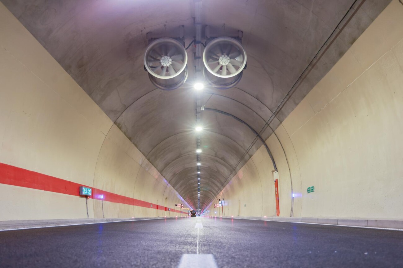 Obilazak dovršene nove cijevi Tunela Učka koja se danas pušta u promet Obilazak dovršene nove cijevi Tunela Učka koja se danas pušta u promet