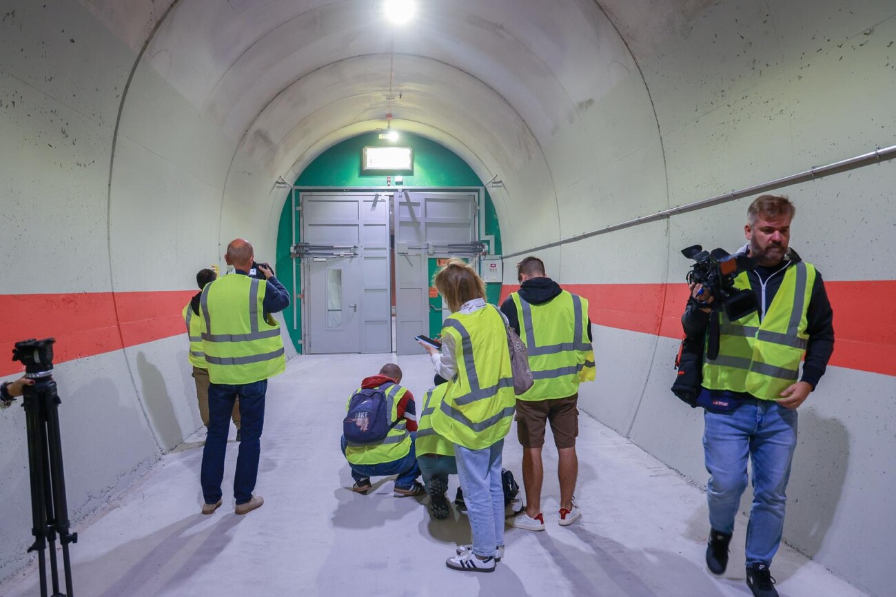 Obilazak dovršene nove cijevi Tunela Učka koja se danas pušta u promet Obilazak dovršene nove cijevi Tunela Učka koja se danas pušta u promet