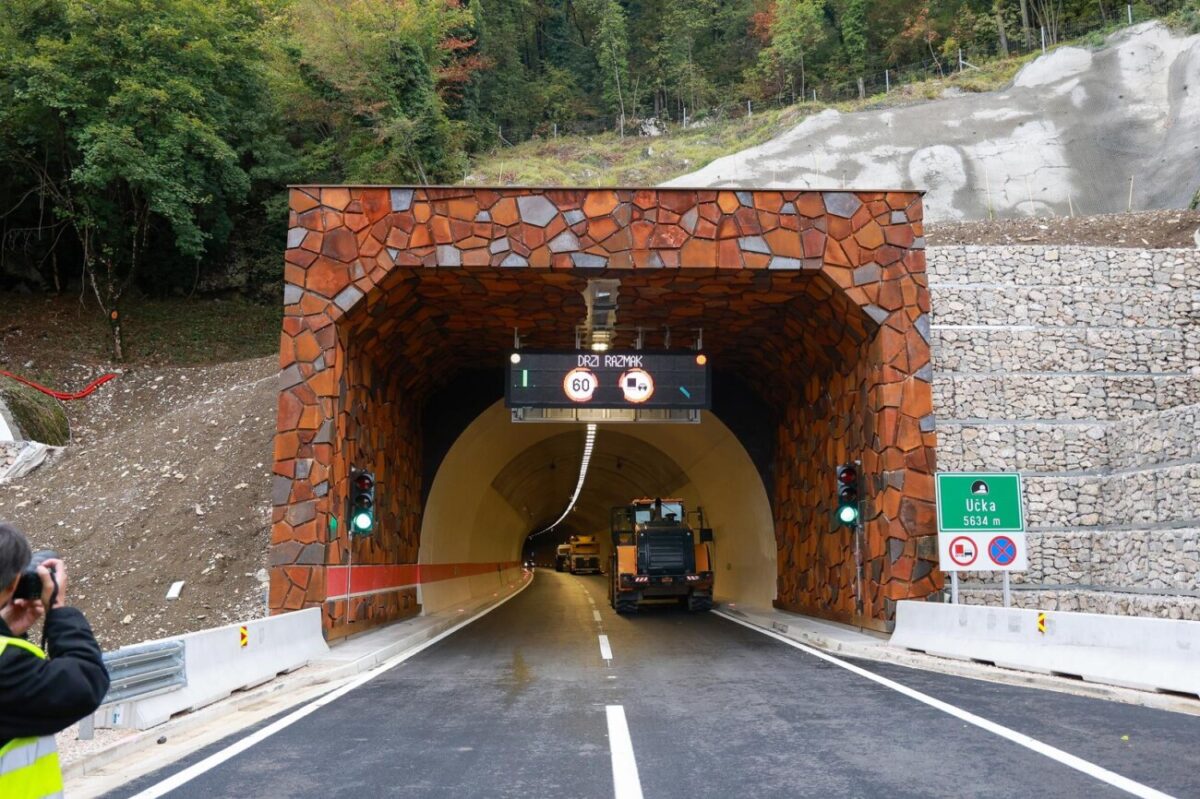 Obilazak dovršene nove cijevi Tunela Učka koja se danas pušta u promet