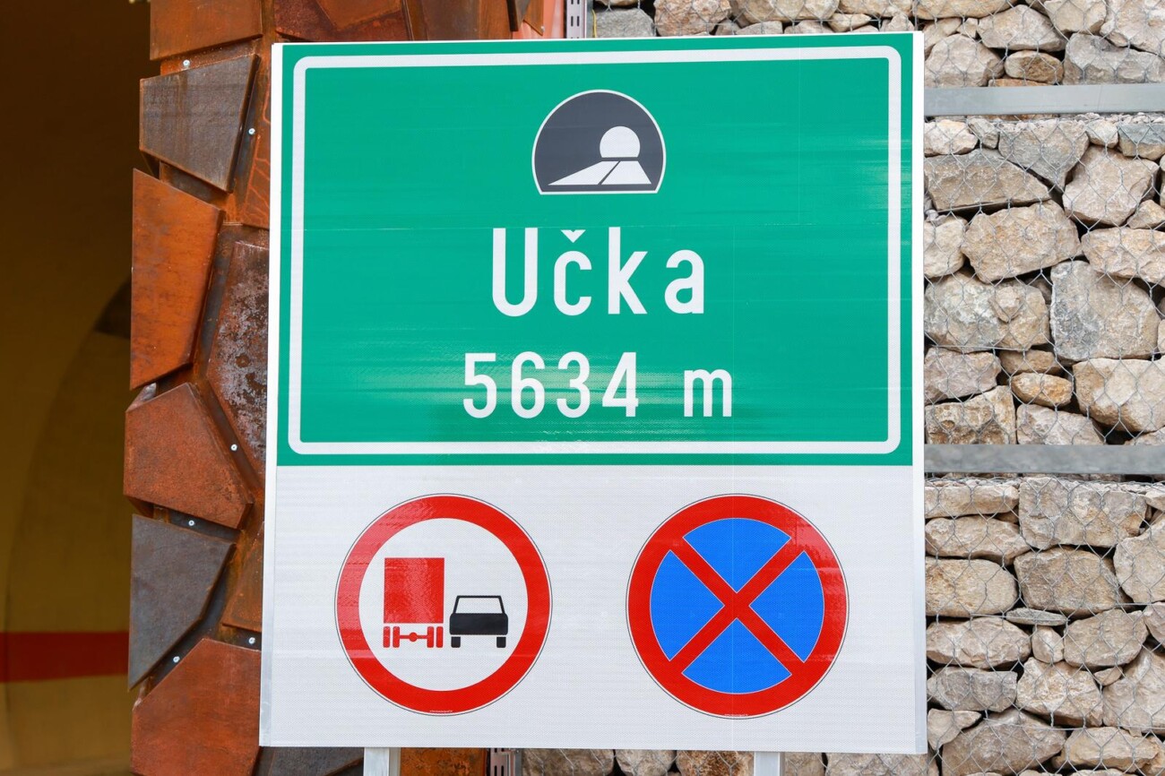 Obilazak dovršene nove cijevi Tunela Učka koja se danas pušta u promet Obilazak dovršene nove cijevi Tunela Učka koja se danas pušta u promet