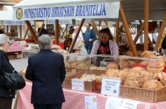 Rijeka: Sajam proizvoda braniteljskih zadruga