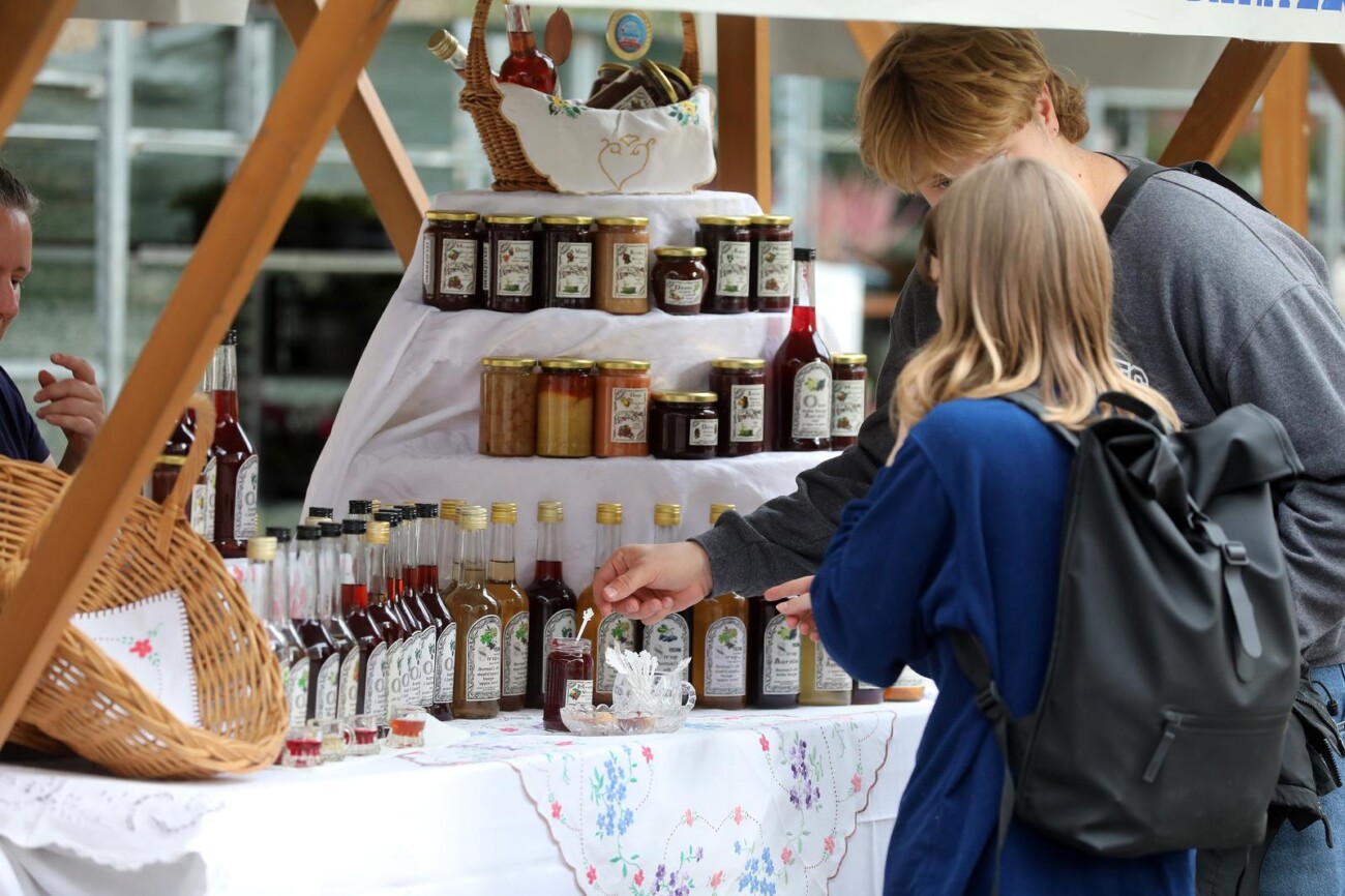 Rijeka: Sajam proizvoda braniteljskih zadruga Rijeka: Sajam proizvoda braniteljskih zadruga