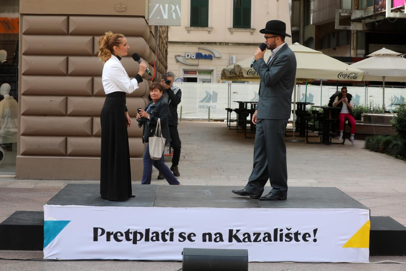 Rijeka: Dijelovi mjuzikla “Sunset Boulevard” izvedeni na Korzu Rijeka: Dijelovi mjuzikla “Sunset Boulevard” izvedeni na Korzu
