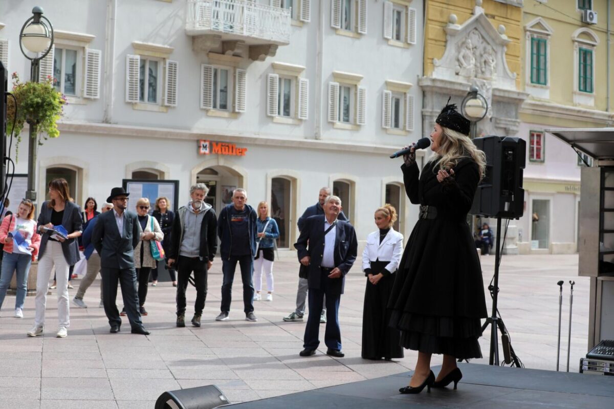 Rijeka: Dijelovi mjuzikla “Sunset Boulevard” izvedeni na Korzu