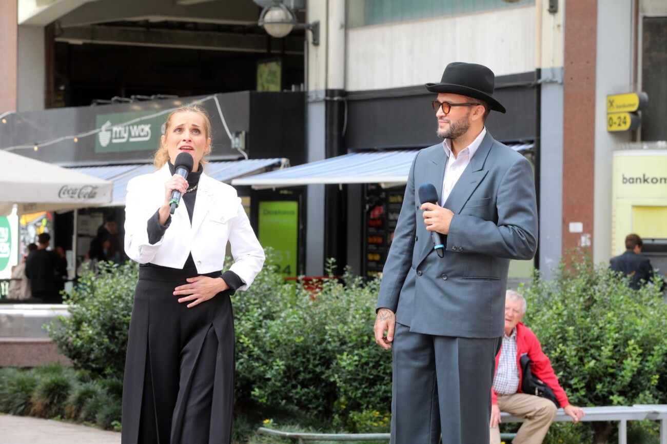 Rijeka: Dijelovi mjuzikla “Sunset Boulevard” izvedeni na Korzu Rijeka: Dijelovi mjuzikla “Sunset Boulevard” izvedeni na Korzu