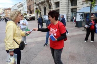 Rijeka: Dijelovi mjuzikla “Sunset Boulevard” izvedeni na Korzu