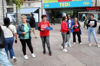 Rijeka: Dijelovi mjuzikla “Sunset Boulevard” izvedeni na Korzu