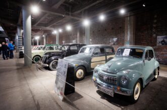 Rijeka: Izložba oldtimer automobila u Exportdrvu