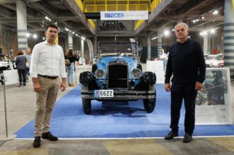 Rijeka: Izložba oldtimer automobila u Exportdrvu