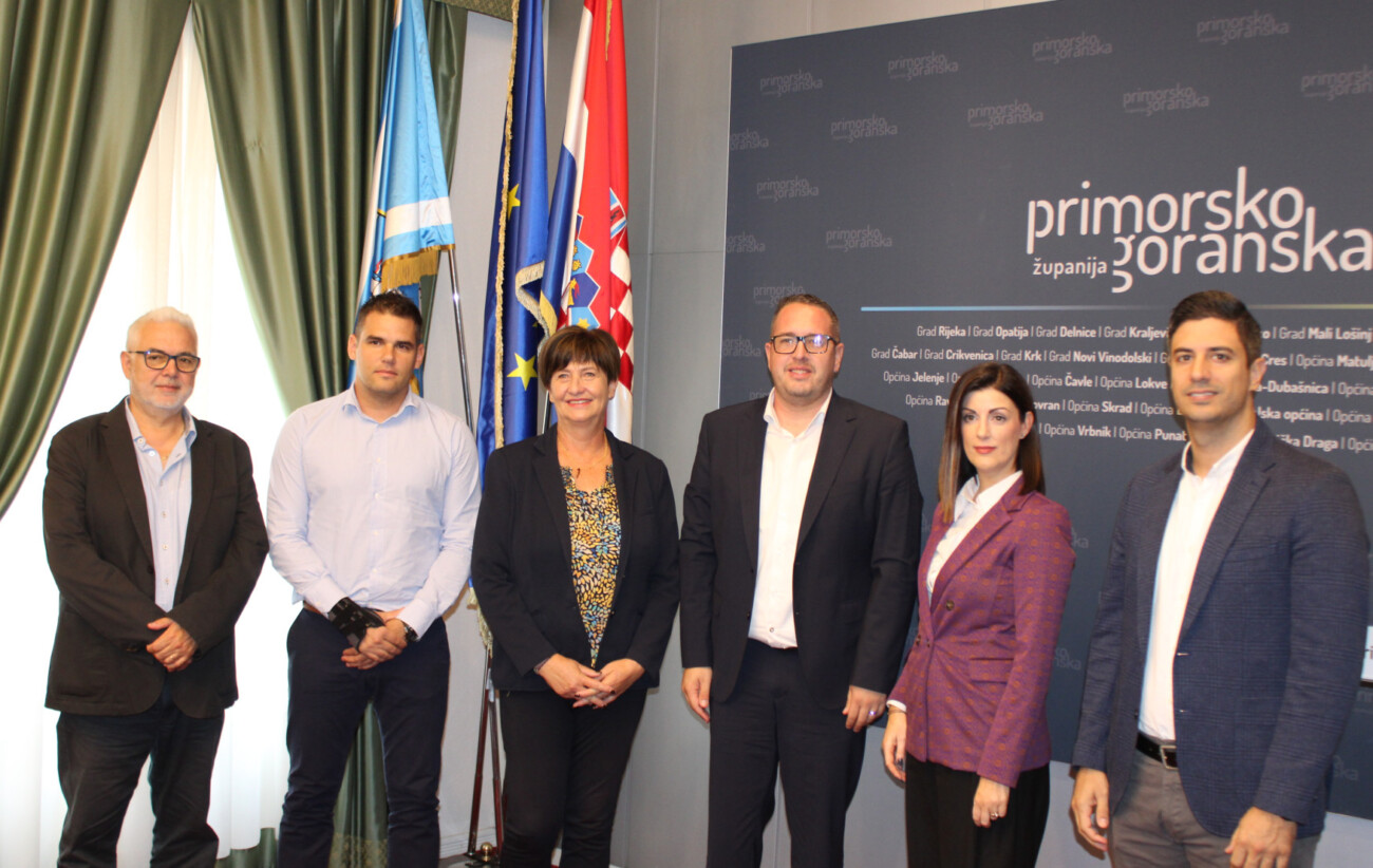 Potpis-Ugovora-luka-Jadranovo Potpis-Ugovora-luka-Jadranovo