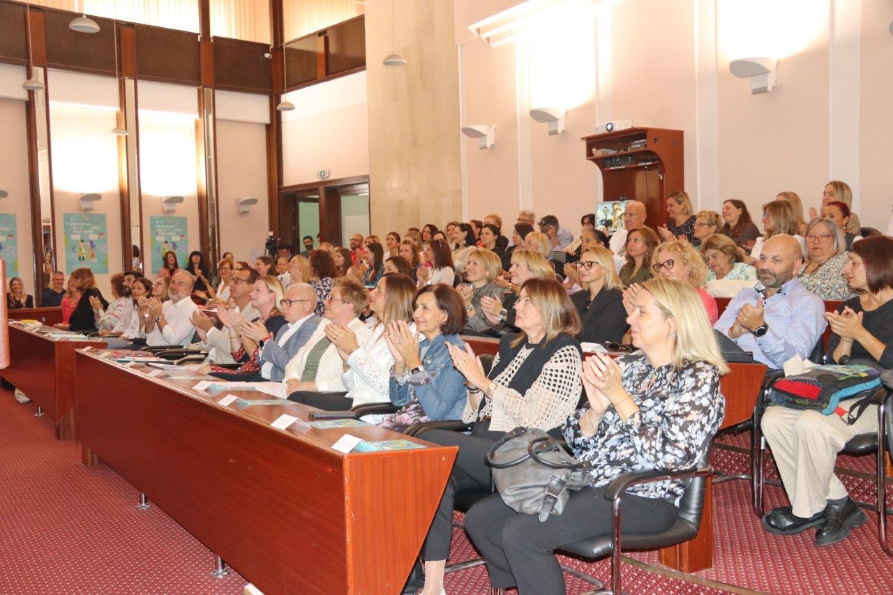 Predstavljanje-priručnika-Zdravstvenog-odgoja-i-obrazovanja-10 Predstavljanje-priručnika-Zdravstvenog-odgoja-i-obrazovanja-10