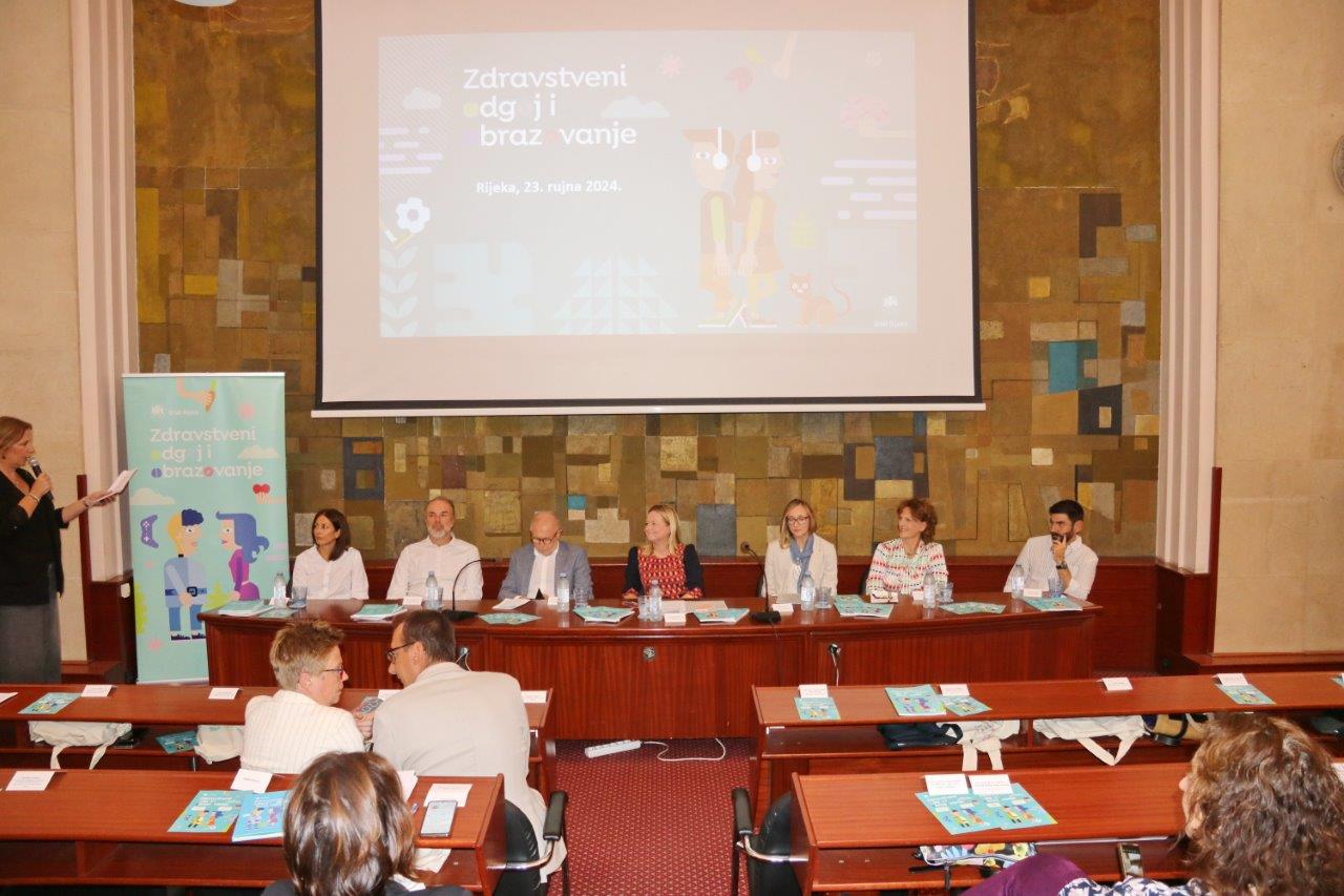 Predstavljanje-priručnika-Zdravstvenog-odgoja-i-obrazovanja-13 Predstavljanje-priručnika-Zdravstvenog-odgoja-i-obrazovanja-13