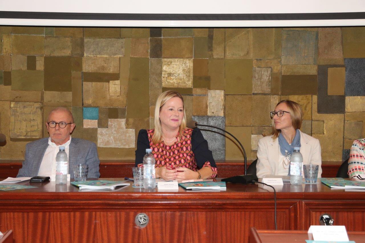 Predstavljanje-priručnika-Zdravstvenog-odgoja-i-obrazovanja-14 Predstavljanje-priručnika-Zdravstvenog-odgoja-i-obrazovanja-14