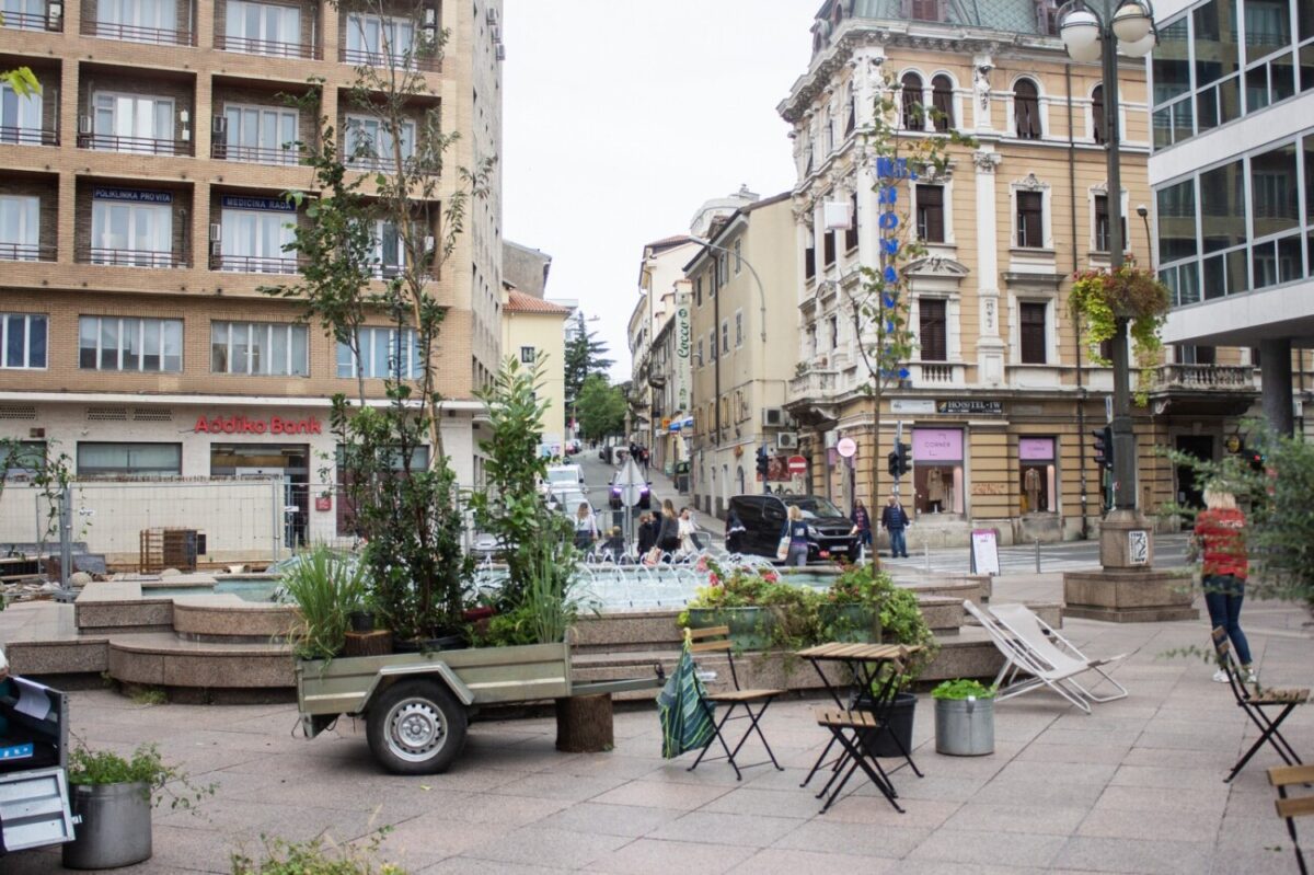 Šumarak-koji-putuje-po-lokacijama-u-centru-grada-2