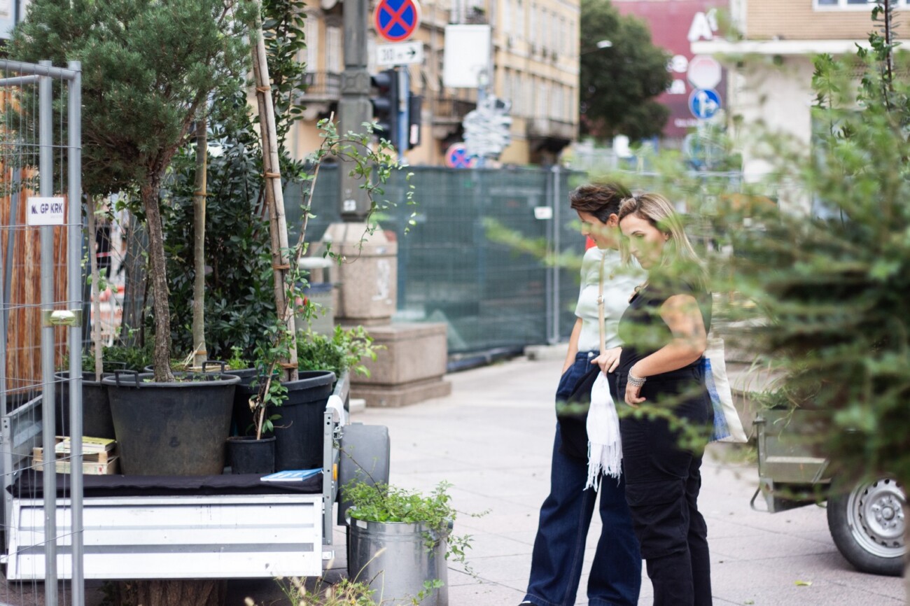 Šumarak-koji-putuje-po-lokacijama-u-centru-grada-4 Šumarak-koji-putuje-po-lokacijama-u-centru-grada-4