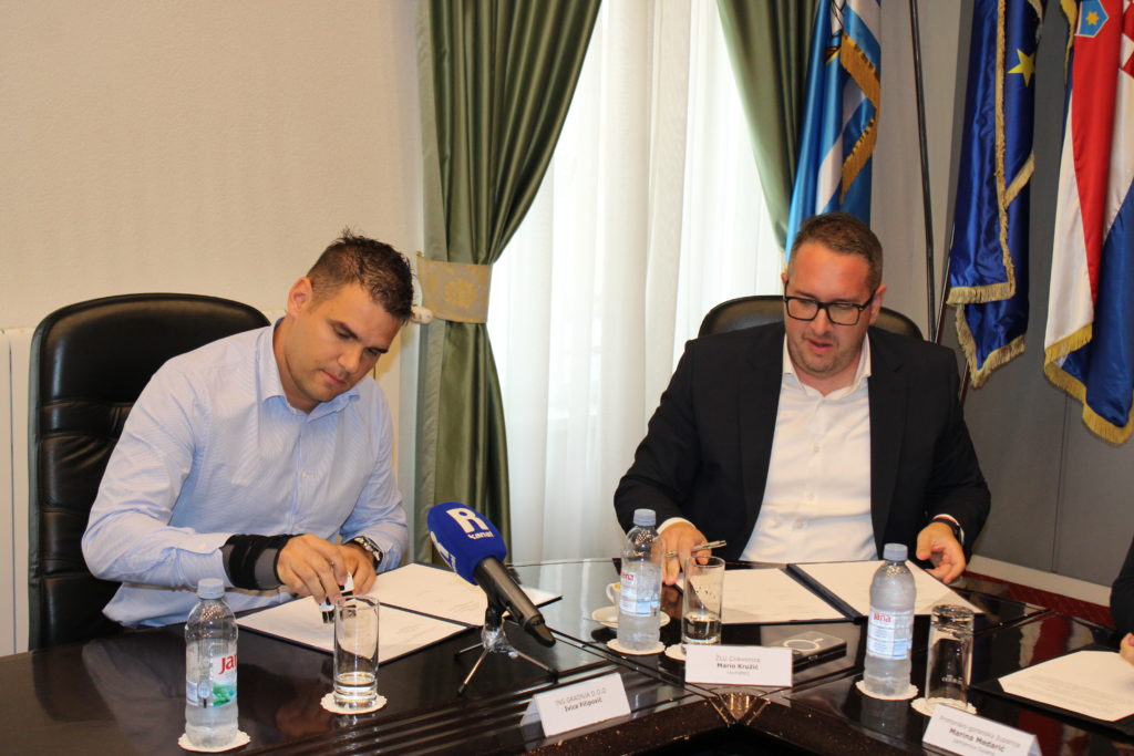 Ugovor-luka-Jadranovo4-1-1024×683 Ugovor-luka-Jadranovo4-1-1024×683