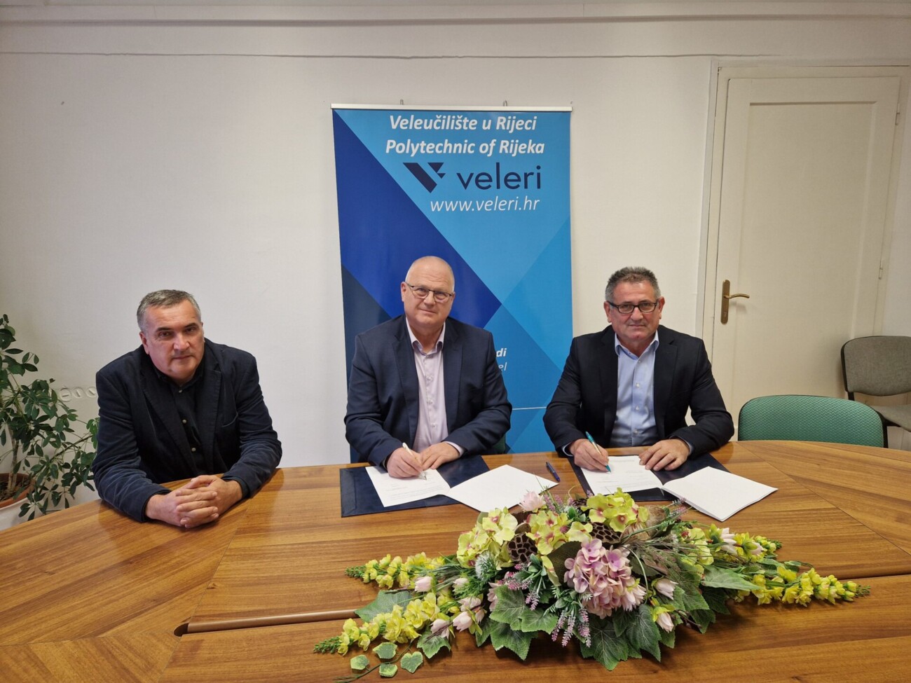 20241018_125210 20241018_125210