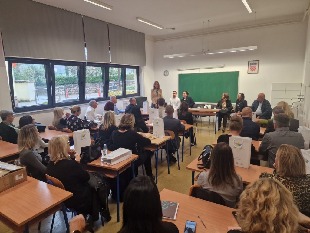 IMG-c575d1a620a564bf7df7b1c3bd743121-V-1024×768 IMG-c575d1a620a564bf7df7b1c3bd743121-V-1024×768