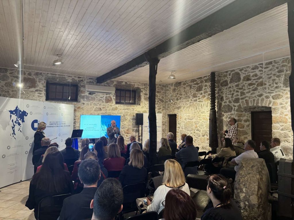 IMG_0557-1024×768 (1) IMG_0557-1024×768 (1)