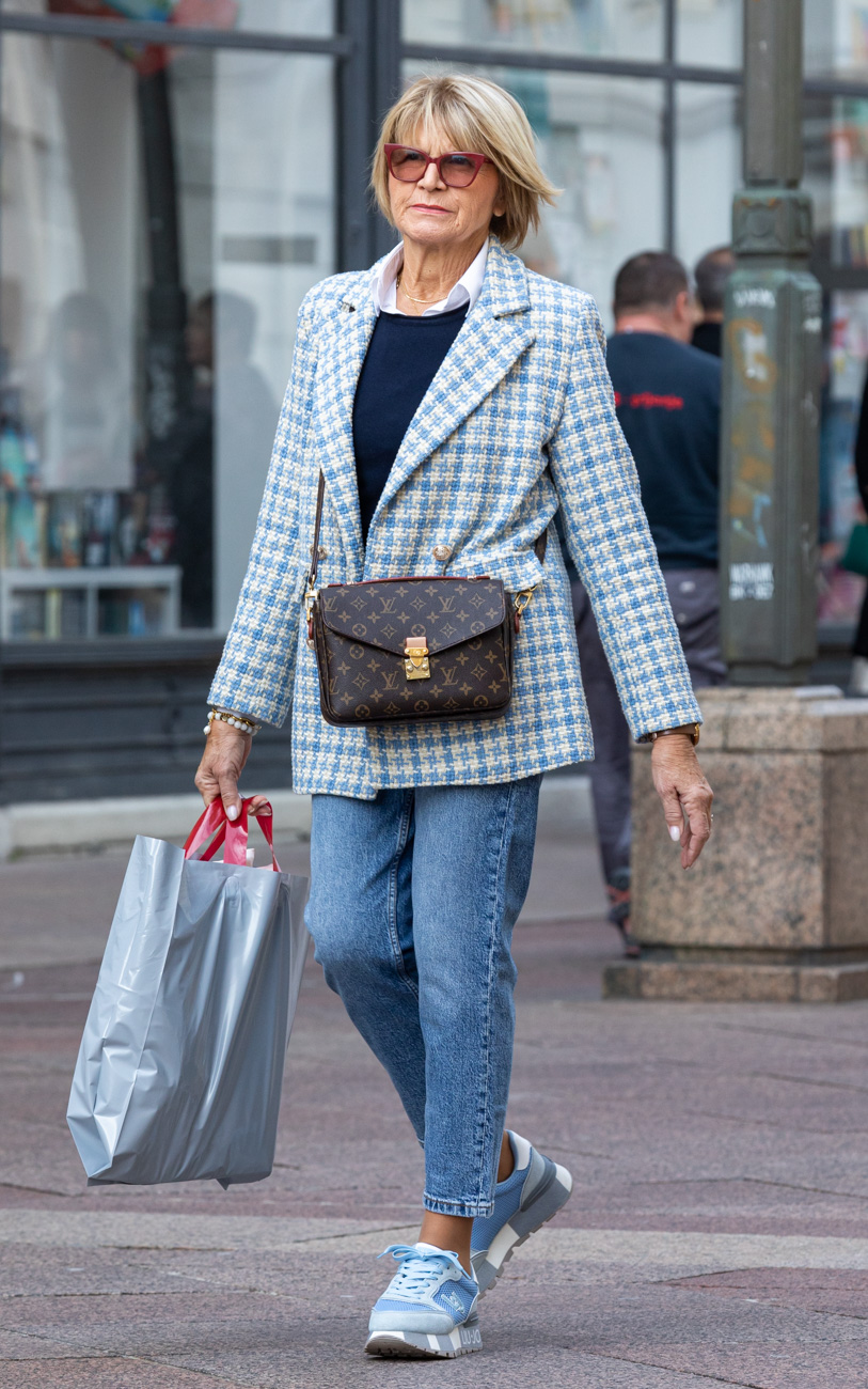 Klikom po Korzu 25.10.-49 Klikom po Korzu 25.10.-49