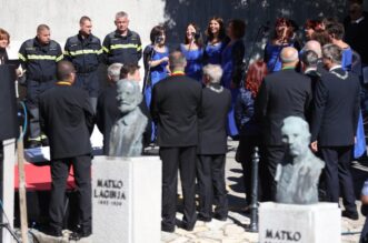 Predsjednik Republike sudjelovao je  na centralnom događaju „Pozdrav Beloj nedeji“ manifestacije „Bela nedeja“ u Gradu Kastvu