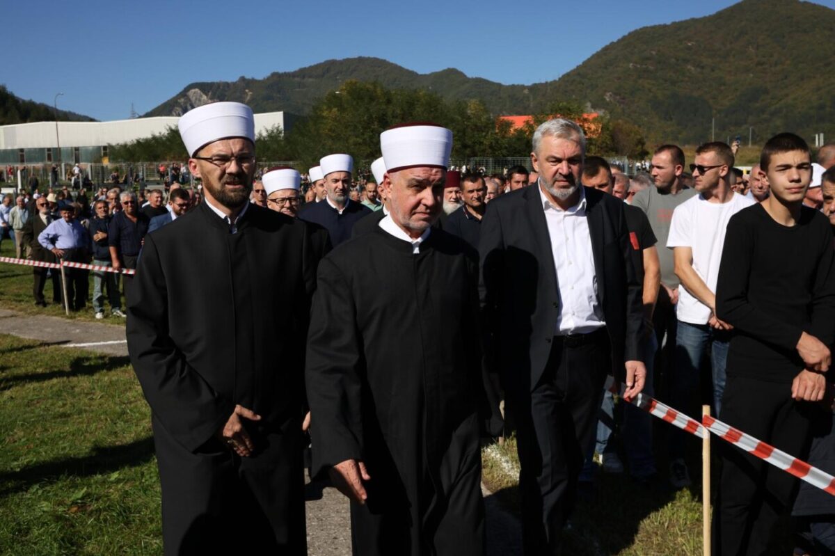 Zajednička dženaza za žrtve poplava u Jablanici