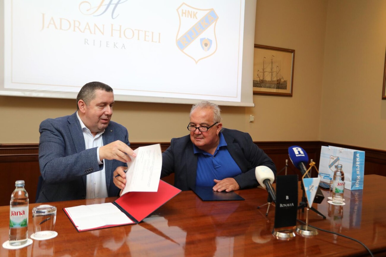 Rijeka: Potpisivanje sponzorskog ugovora izme?u Jadran hotela i HNK Rijeke Rijeka: Potpisivanje sponzorskog ugovora izme?u Jadran hotela i HNK Rijeke