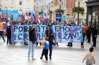 Rijeka: Odran Hod za ivot, pratili ih prosvjednici