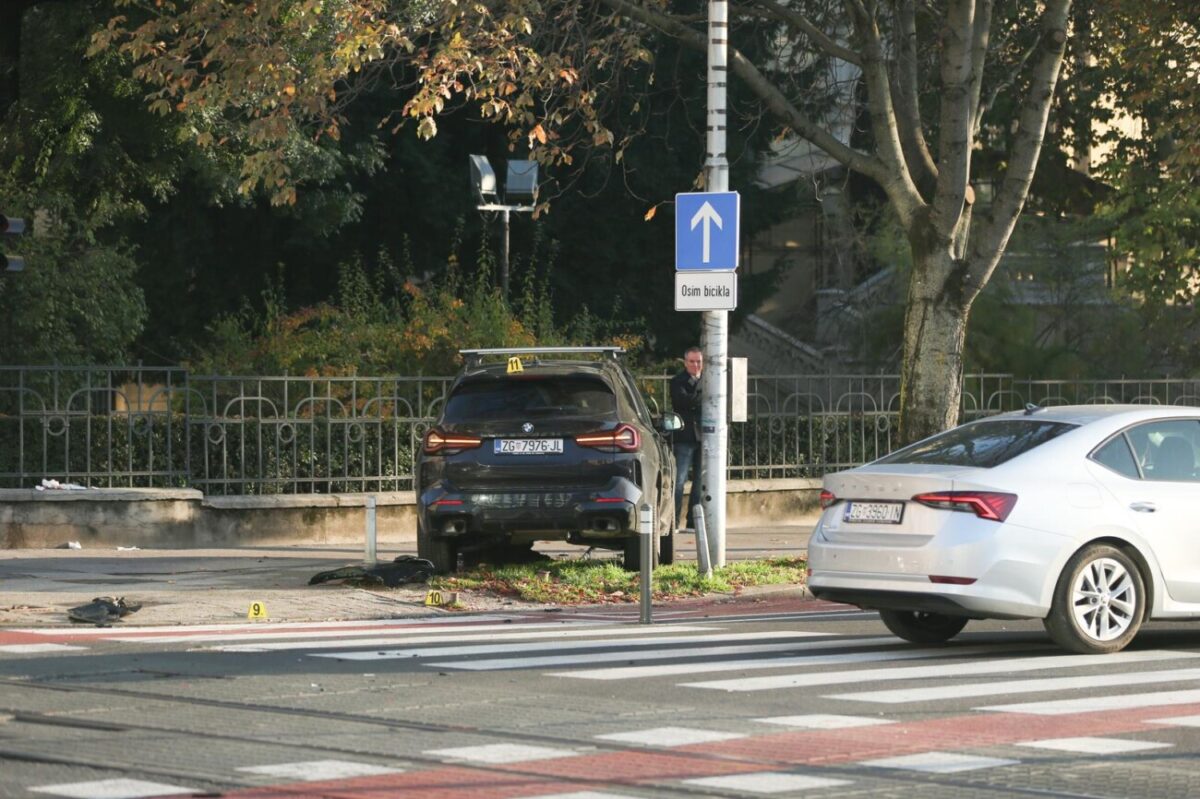 Zagreb: U prometnoj nesreći sudjelovala tri automobila, jedna osoba ozlijeđena