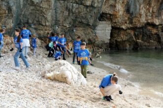 Rijeka: U?enici i profesori kole Pe?ine ?iste plau Sabli?evo