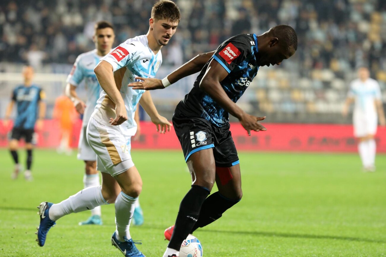 Rijeka: Rijeka i Varaždin susreli se u 11 kolu SuperSport HNL-a Rijeka: Rijeka i Varaždin susreli se u 11 kolu SuperSport HNL-a