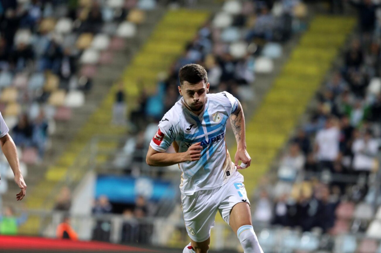 Rijeka: Rijeka i Varadin susreli se u 11 kolu SuperSport HNL-a Rijeka: Rijeka i Varadin susreli se u 11 kolu SuperSport HNL-a