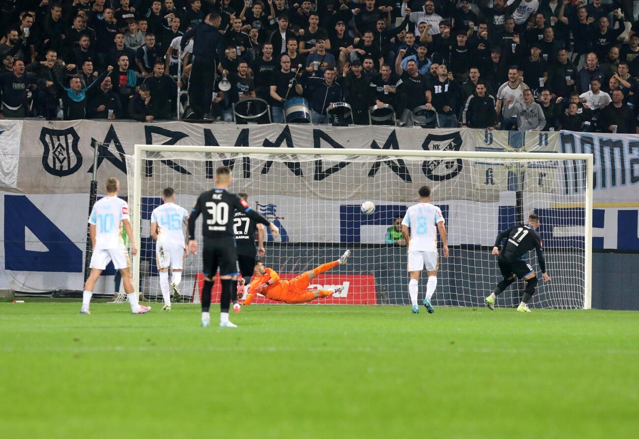 Rijeka: Rijeka i Varaždin susreli se u 11 kolu SuperSport HNL-a Rijeka: Rijeka i Varaždin susreli se u 11 kolu SuperSport HNL-a